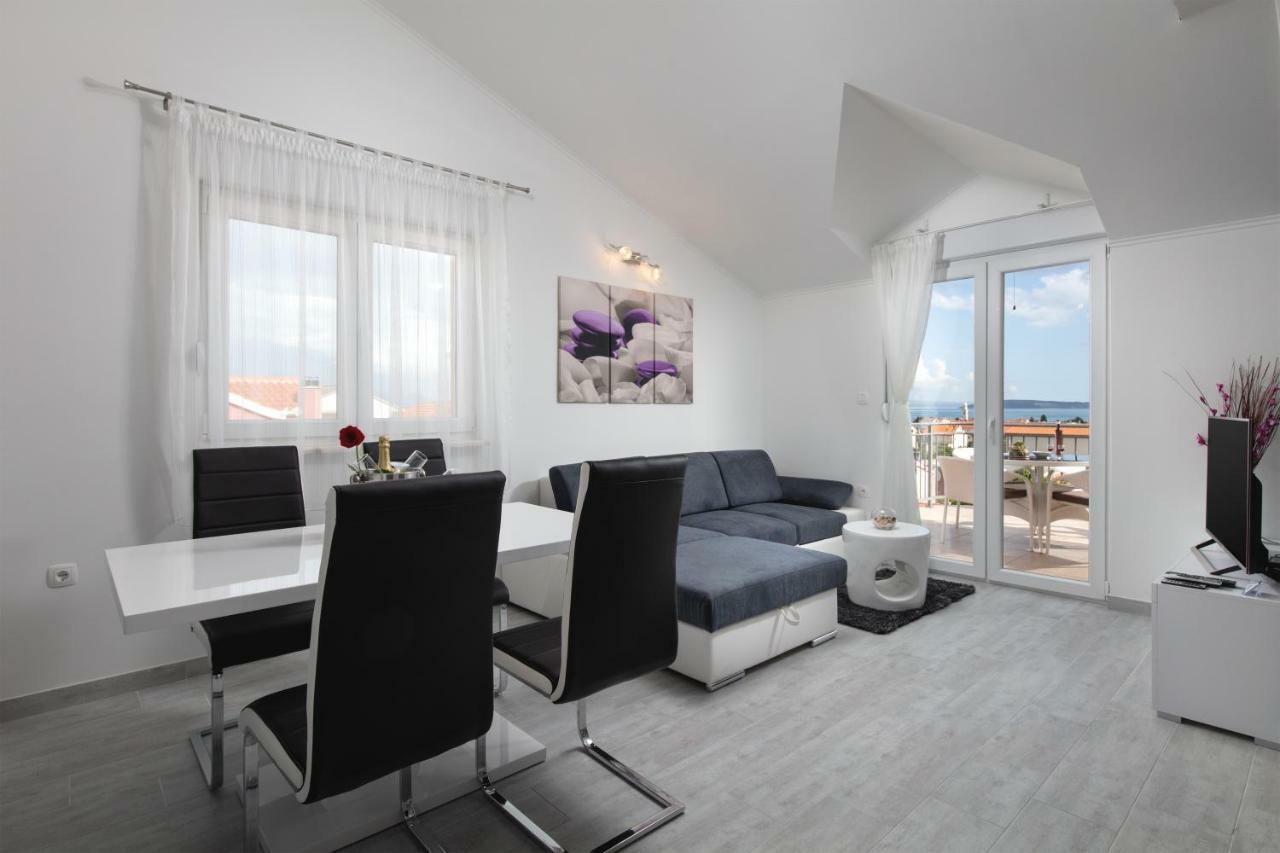 Villa Apartments Kordic Kaštela Eksteriør bilde